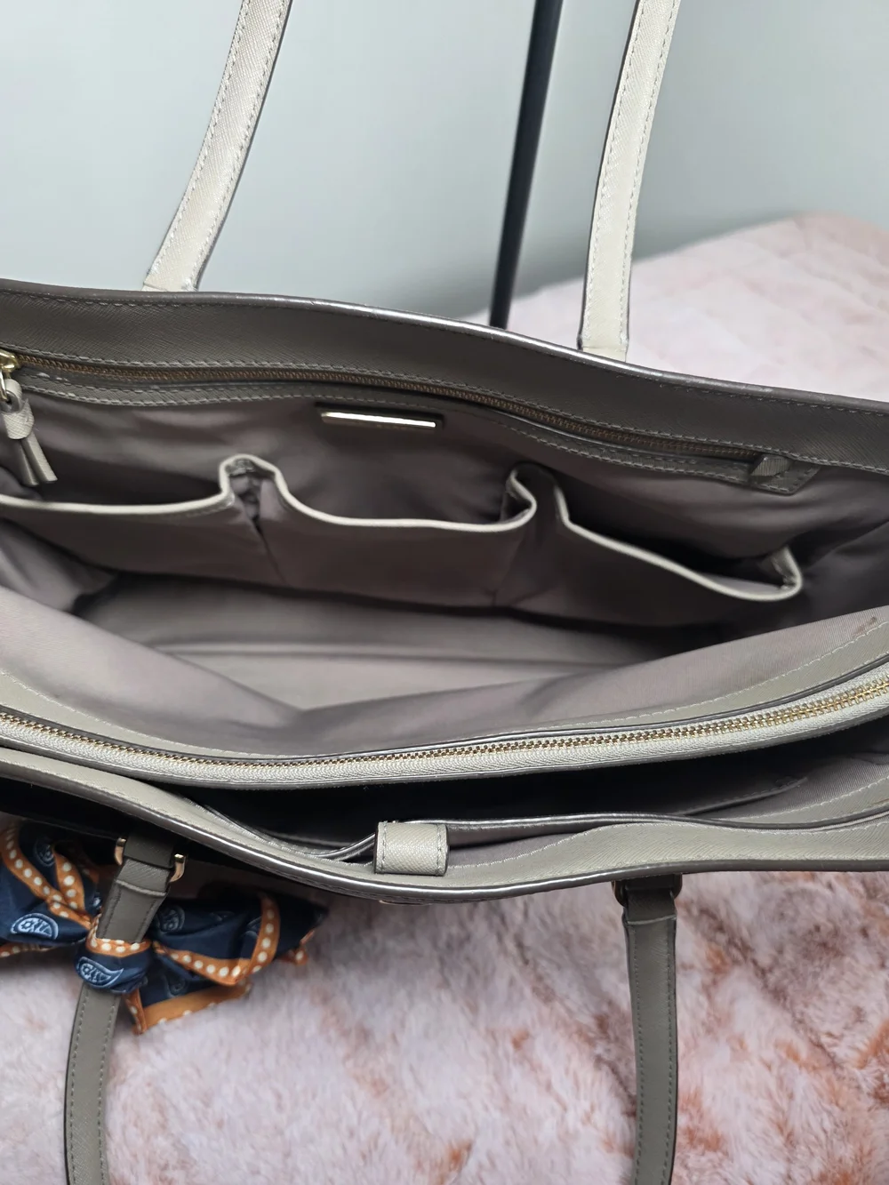 Tory Burch Robinson Tote